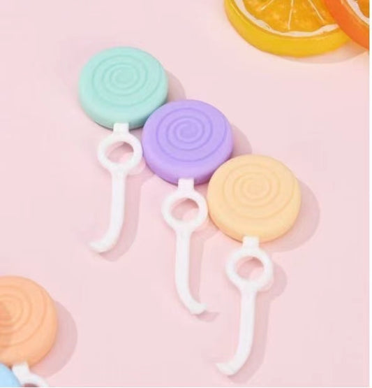 (50 units) 2-Pack 2-in-1 Aligner Chewie with Hook- Lollipop Shape